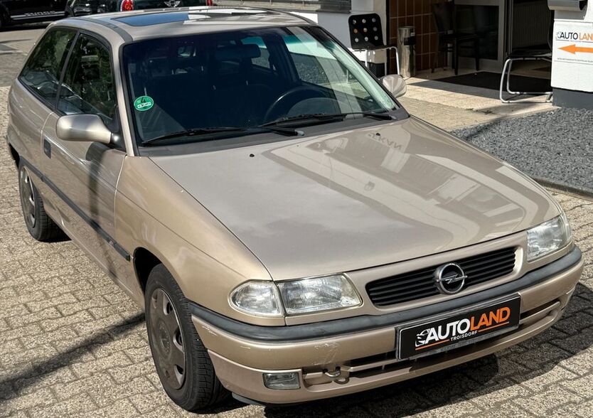 Opel Astra 100.000 km 699 € Troisdorf 53842