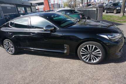 Kia Stinger 68.000 km 28.999 &euro; Bensheim 64625