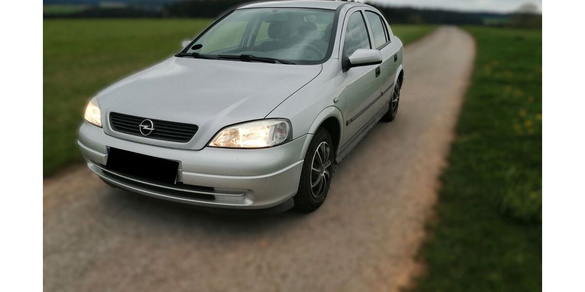 Opel Astra 145.000 km 2.500 &euro; Aichhalden 78733