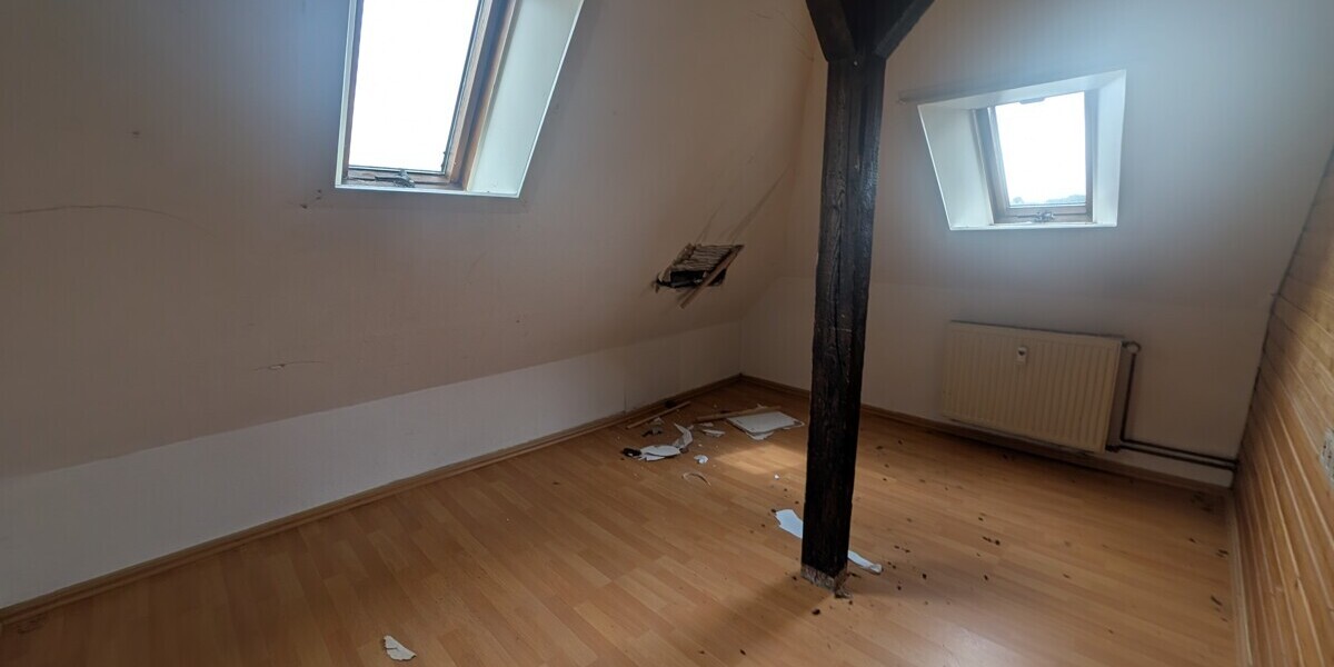 Löhne-Gohfeld — bezugsfreies Anlageobjekt mit Entwicklungspotenzial - Mehrfamilienhaus, Wohnhaus Löhne / Besebruch Besebruch | Angebot:26630199