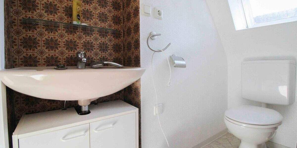 Mehrfamilienhaus, Wohnhaus Stuttgart Heumaden - 9 Zimmer, 398.000&euro; | Angebot:25401806