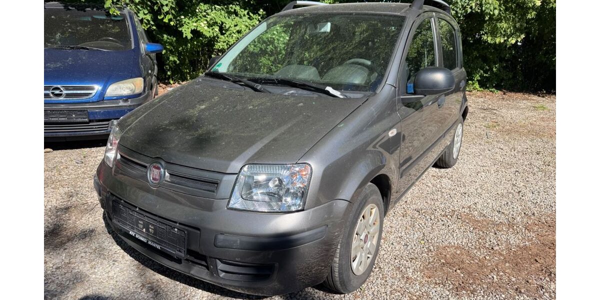 Fiat Panda 68.646 km 2.499 &euro; München 81929