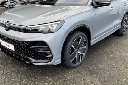 VW Tiguan 2.899 km 55.999 &euro; Büren 33142