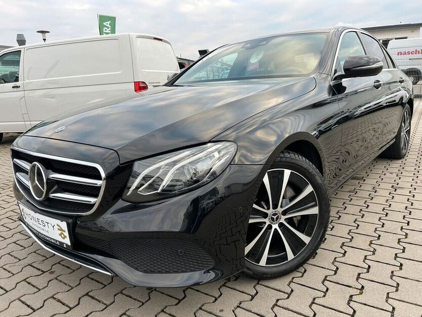 E 300