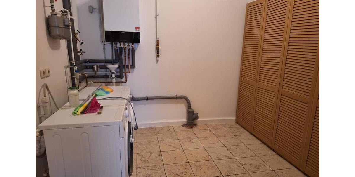 Erdgeschoßwohnung Rödental - 4 Zimmer, 104 m&sup2;, 750&euro; | Angebot:25540050