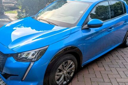 Peugeot 208 70.067 km 13.900 &euro; Westoverledingen 26810