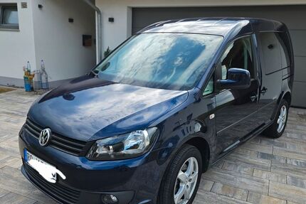 VW Caddy 148.000 km 9.500 &euro; Sulzfeld 97633