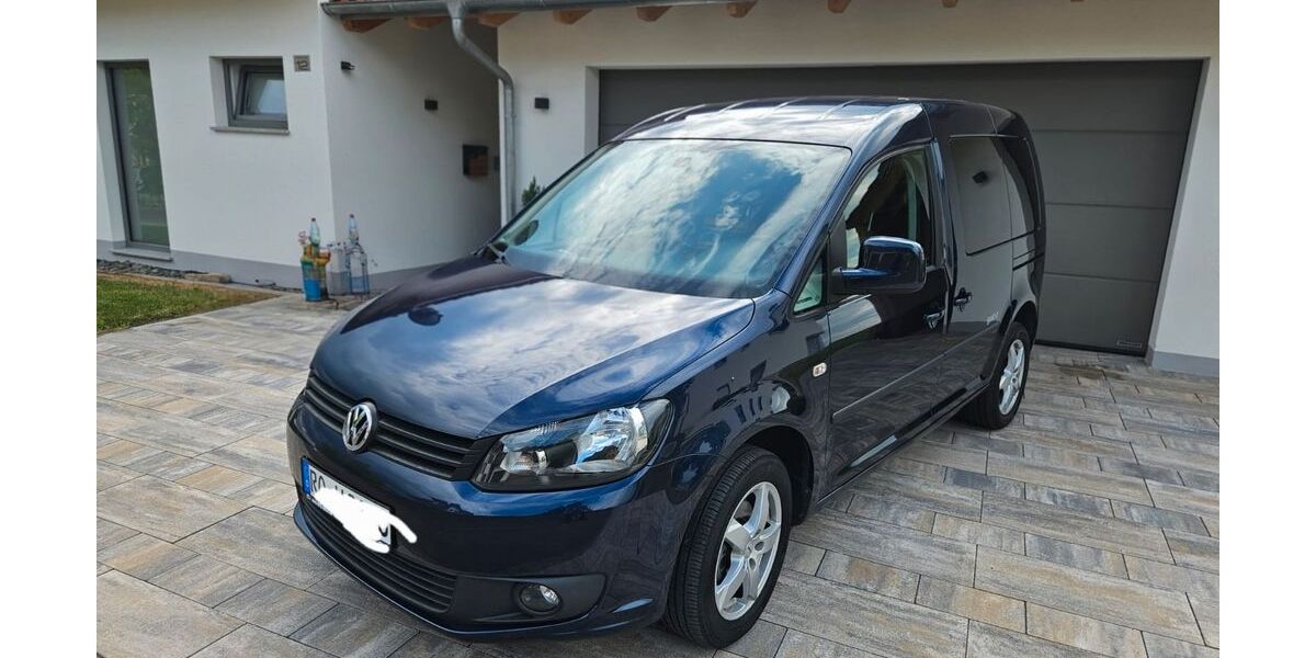 VW Caddy 148.000 km 9.800 &euro; Sulzfeld 97633