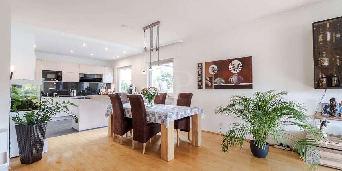Einfamilienhaus Usingen - 6.5 Zimmer, 203 m&sup2;, 649.000&euro; | Angebot:26869669