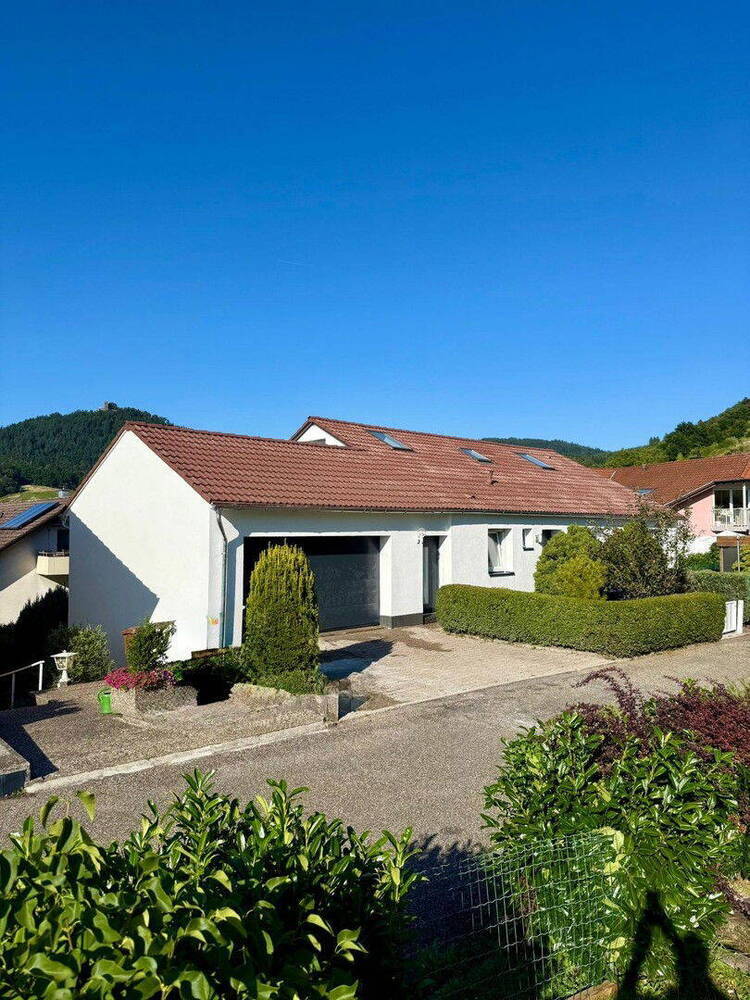 Stilvolles Anwesen in den Weinbergen von Baden-Baden Neuweier