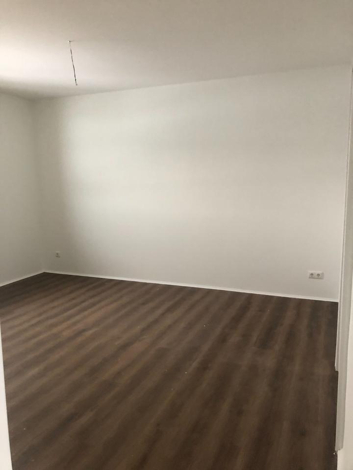 Moderne 2-Zimmer-Wohnung mit Balkon im Herzen von Eschweiler – Er zimmer