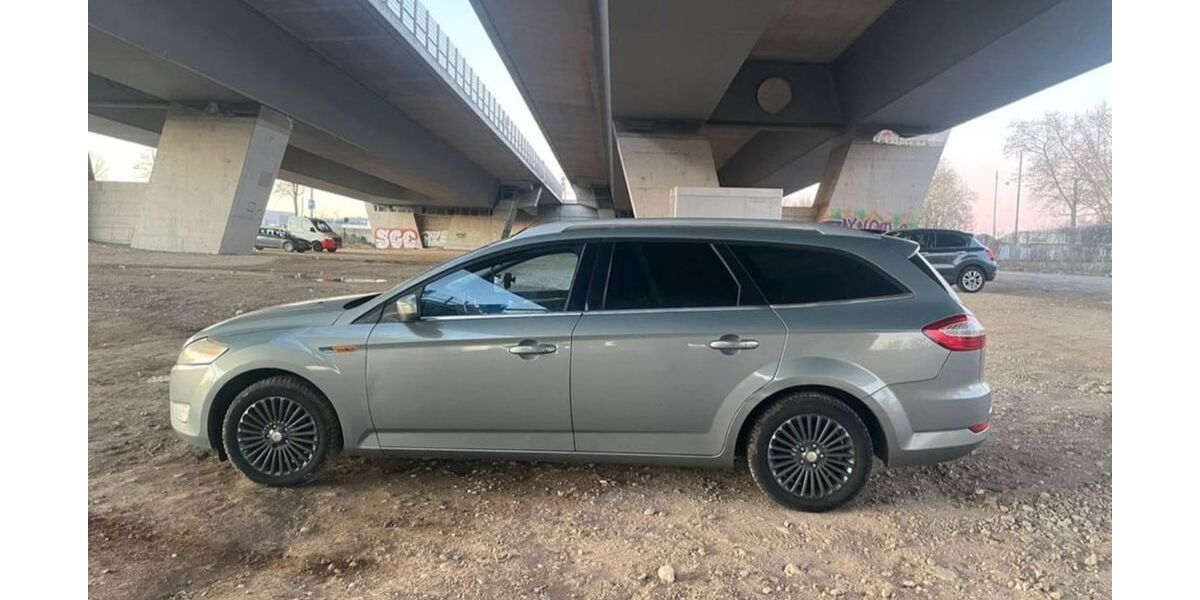 Ford Mondeo 161.000 km 3.500 &euro; Hamburg 22399