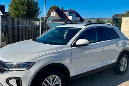 VW T-Roc 57.000 km 16.890 € Braunschweig 38118