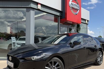 Mazda 3 7.936 km 24.490 &euro; Magdeburg 39120