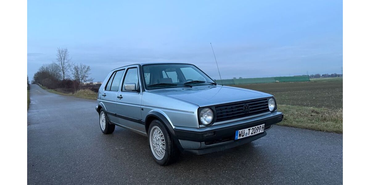 VW Golf 92.250 km 2.000 &euro; Neufahrn bei Freising 85375