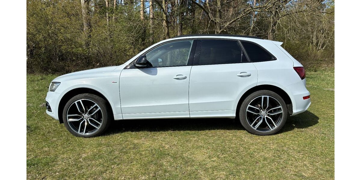 Audi Q5 99.000 km 22.700 &euro; Bad Lippspringe 33175