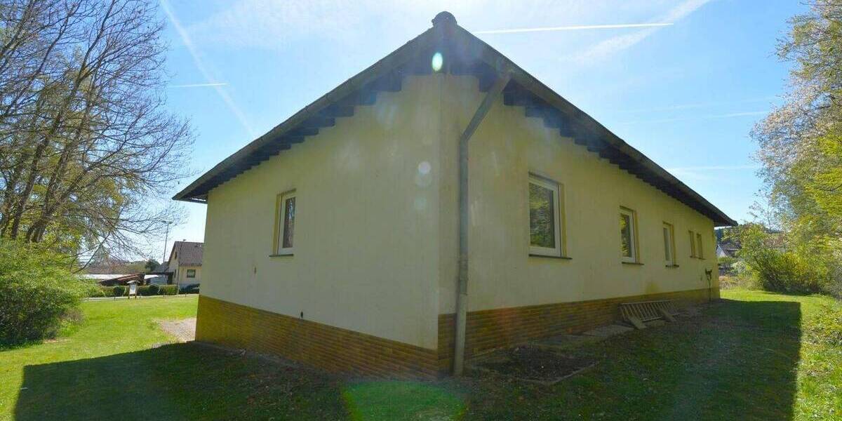 Bungalow Feusdorf - 6 Zimmer, 160 m&sup2;, 295.000&euro; | Angebot:26344052
