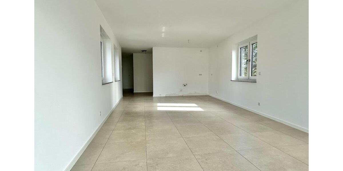 Einfamilienhaus Neuwied - 2 Zimmer, 89 m&sup2;, 1.160&euro; | Angebot:24860276