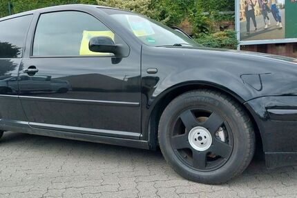 VW Golf 198.000 km 2.250 &euro; Dallgow 14624