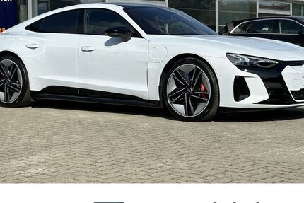 Audi e-tron GT 7.555 km 76.980 € Salzgitter 38229