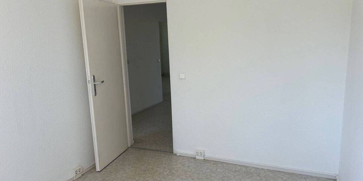 Zimmer Halle (Saale) Westliche Neustadt - 4 Zimmer, 65 m&sup2;, 362&euro; | Angebot:26289956