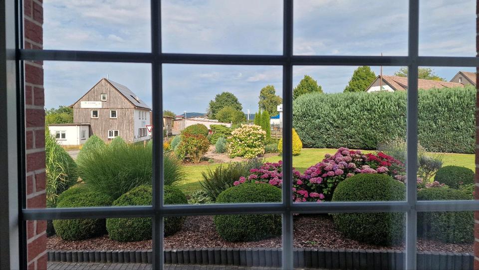 Einfamilienhaus Holzminden - 12 Zimmer, 320 m&sup2;, 2.000&euro; | Angebot:26037589