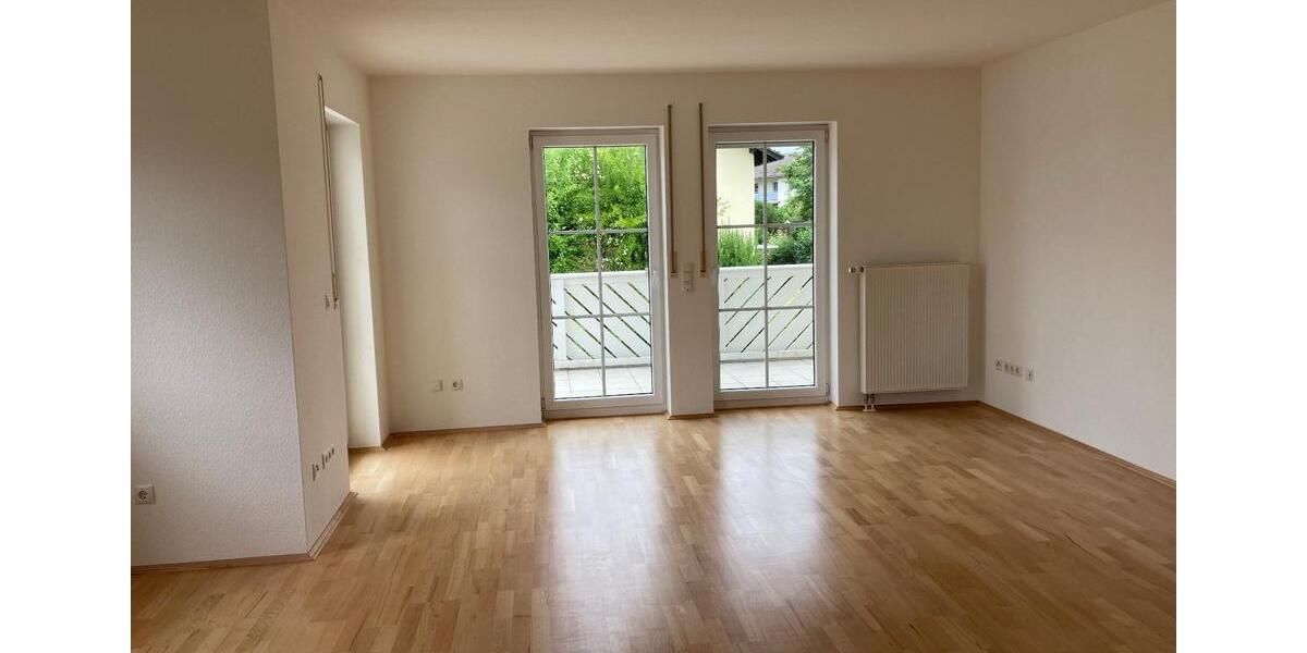 Etagenwohnung Niestetal - 3 Zimmer, 108 m&sup2;, 1.250&euro; | Angebot:25271236