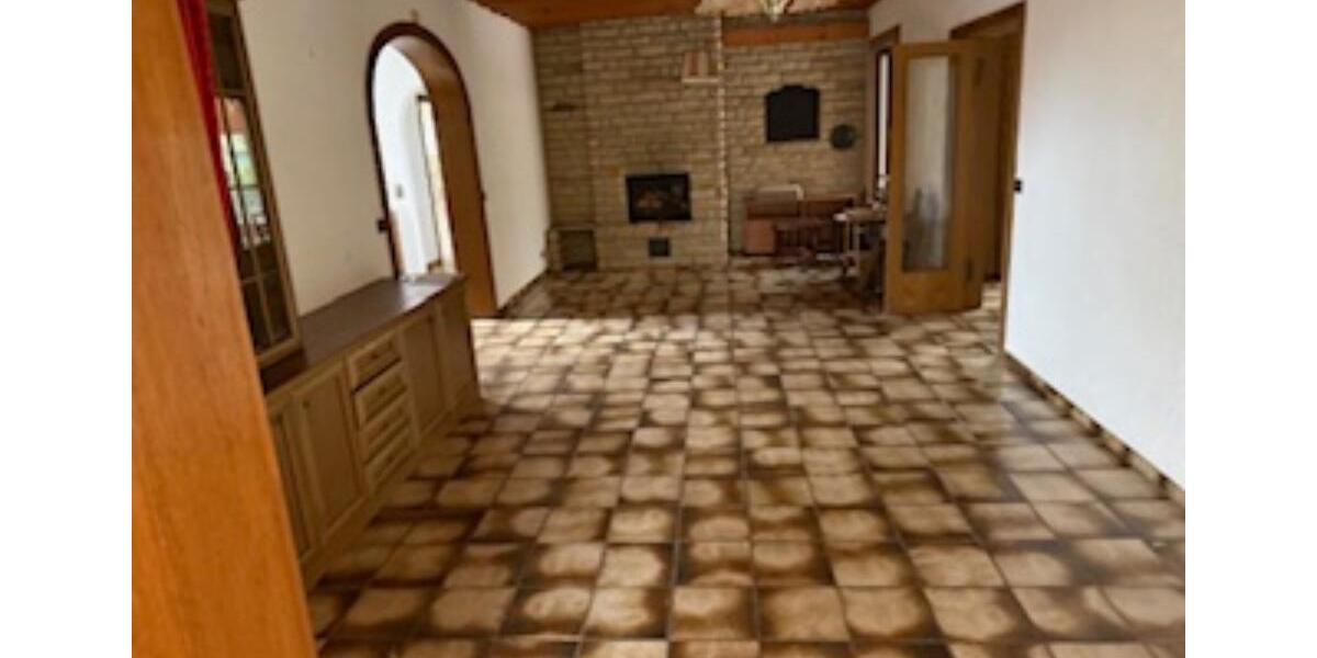 Einfamilienhaus Peine - 7 Zimmer, 180 m&sup2;, 1.800&euro; | Angebot:25418961