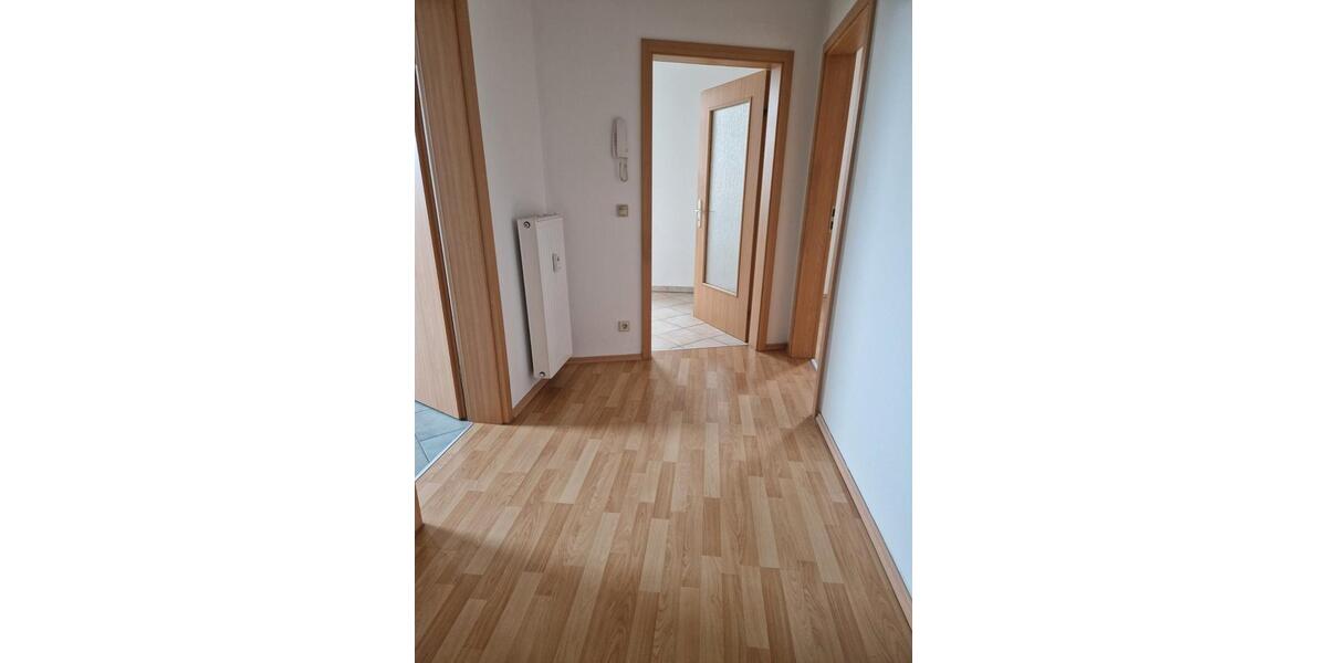 Etagenwohnung Stollberg (Erzgebirge) - 2 Zimmer, 60 m&sup2;, 336&euro; | Angebot:25999263