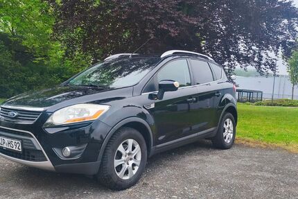 Ford Kuga 207.000 km 4.190 &euro; Extertal 32699