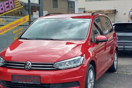 VW Touran 129.000 km 21.600 &euro; Neuötting 84524