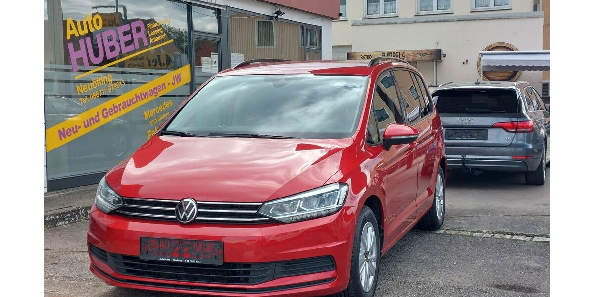 VW Touran 129.000 km 21.600 &euro; Neuötting 84524