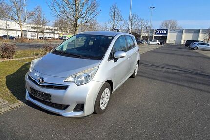 Toyota Verso-S 51.950 km 7.599 &euro; Frankfurt/Main 65933