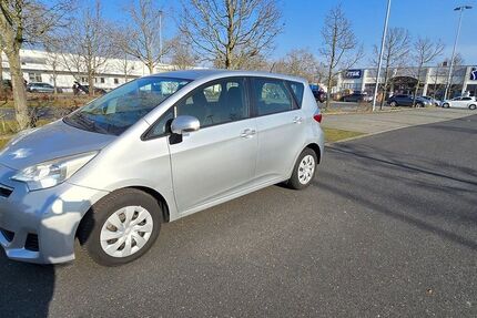 Toyota Verso-S 51.950 km 7.600 &euro; Frankfurt/Main 65933