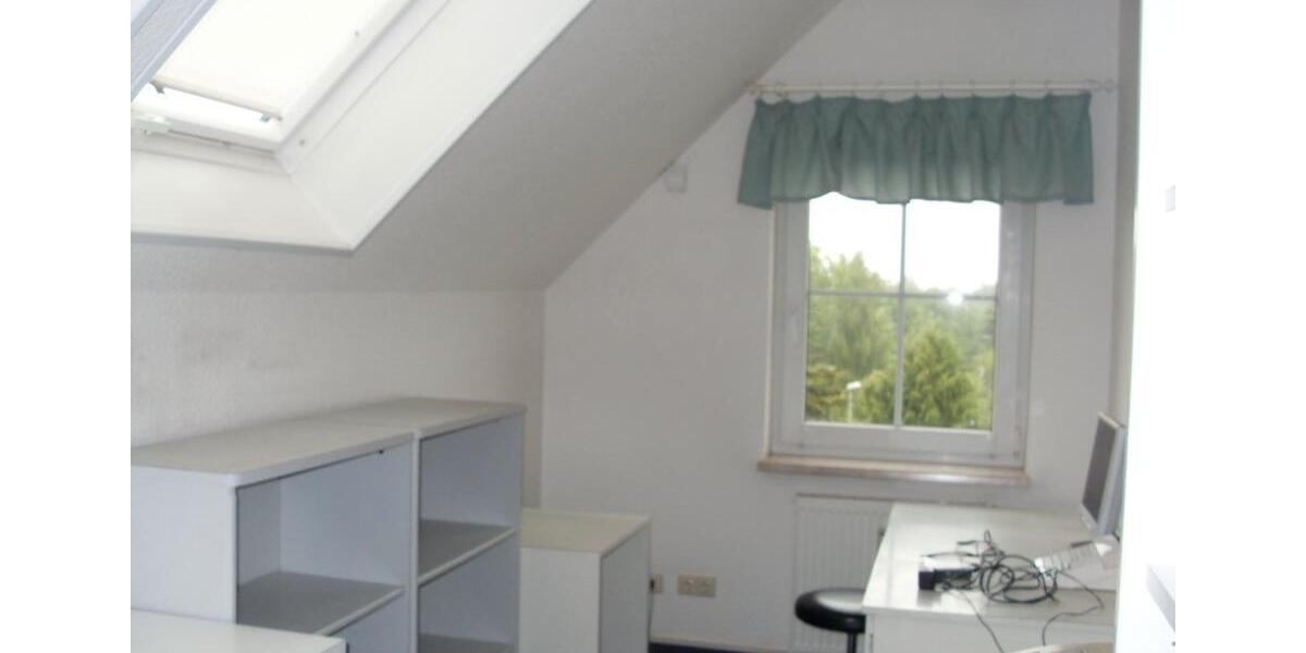 Einfamilienhaus Hettstedt - 15 Zimmer, 345 m&sup2;, 239.000&euro; | Angebot:27081723