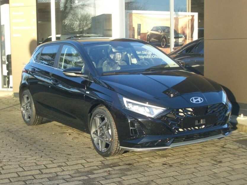 i20