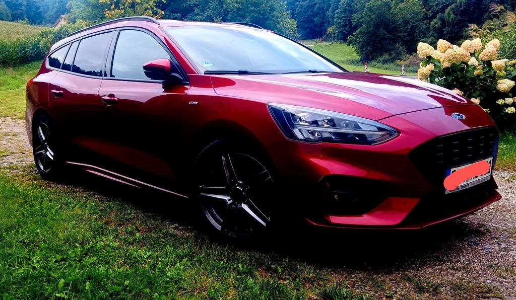 Ford Focus 71.000 km 15.900 &euro; Falkenstein 93167