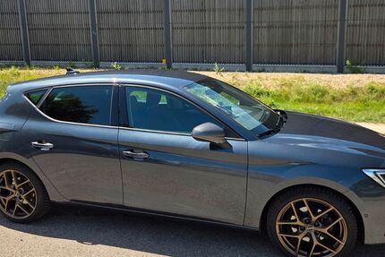 Seat Leon 52.500 km 16.999 &euro; Regensburg 93051