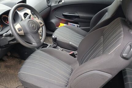 Opel Corsa 181.000 km 800 € Zemmer 54313