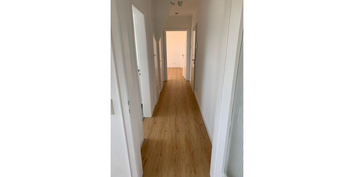 Dachgeschoßwohnung Kempen - 2 Zimmer, 43 m&sup2;, 144.000&euro; | Angebot:25418192