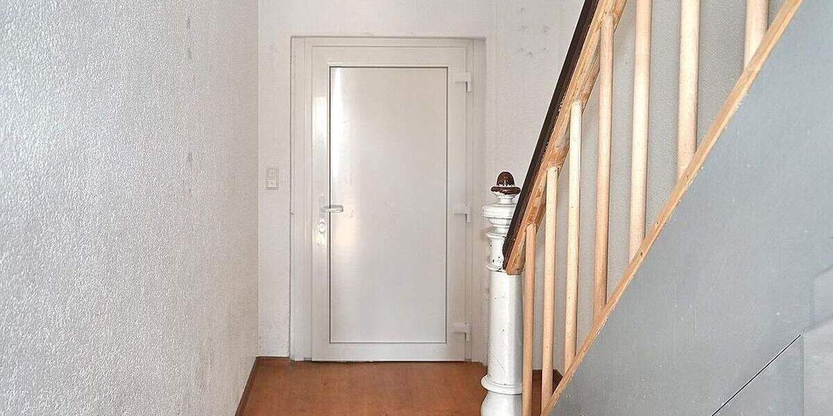 Etagenwohnung Recklinghausen Süd - 6 Zimmer, 220 m&sup2;, 299.900&euro; | Angebot:25760415