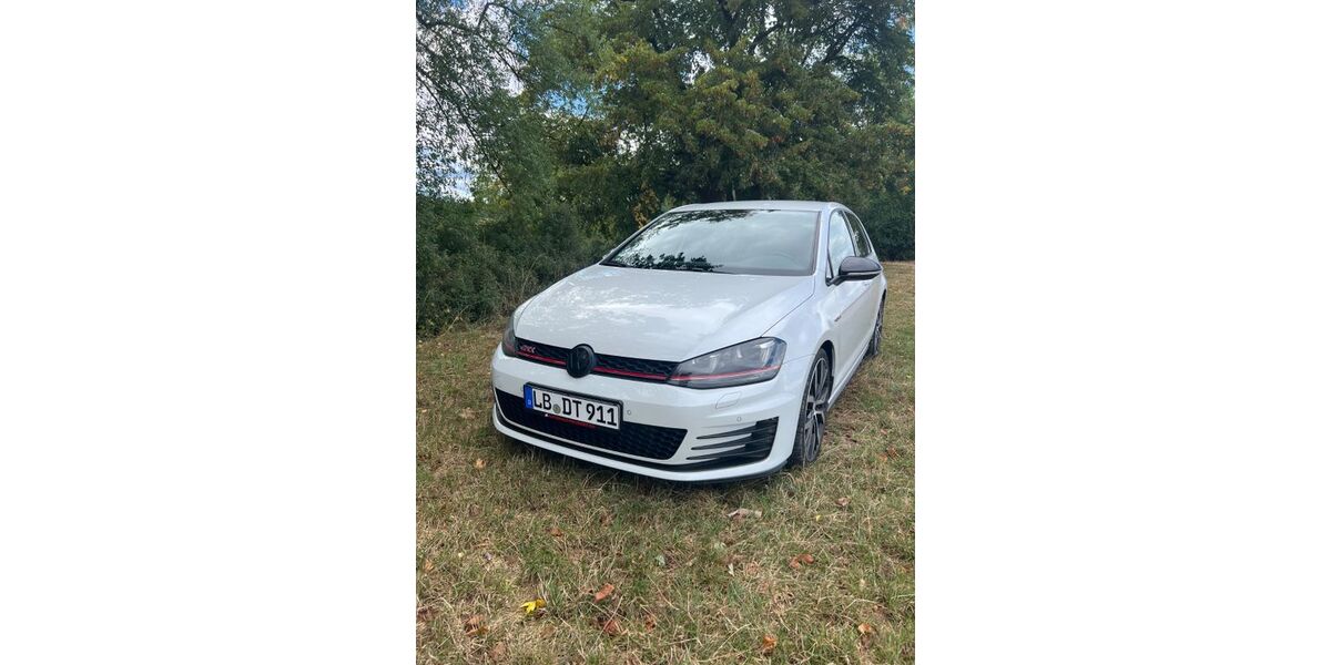 VW Golf 155.000 km 13.700 &euro; Schwieberdingen 71701