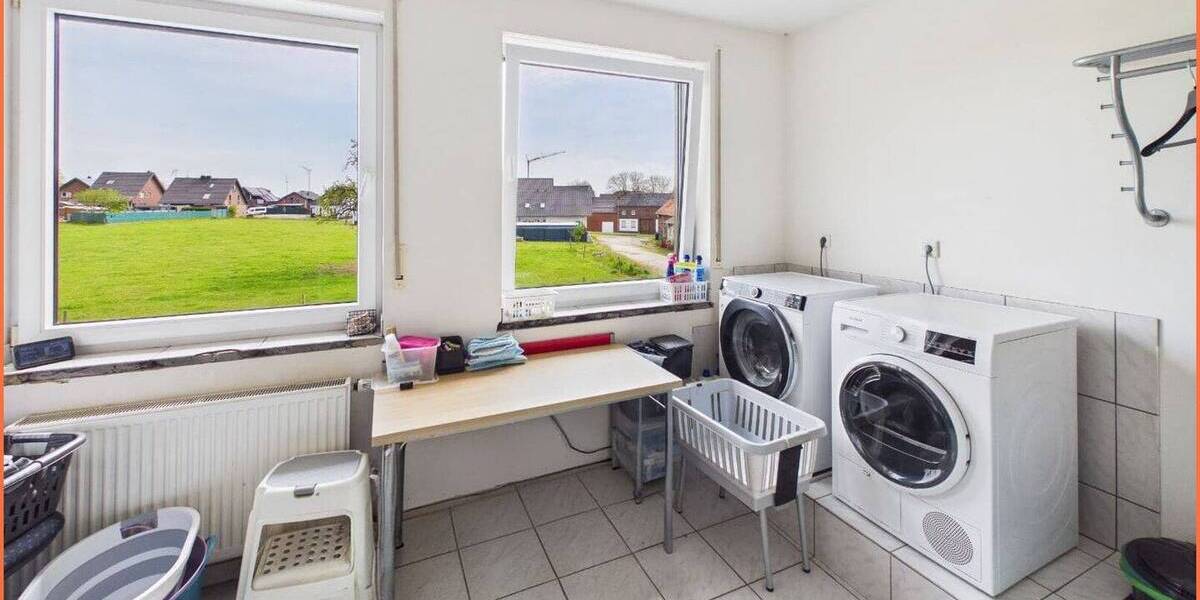 Einfamilienhaus Gangelt-Breberen Breberen - 7 Zimmer, 270 m&sup2;, 549.000&euro; | Angebot:26358393