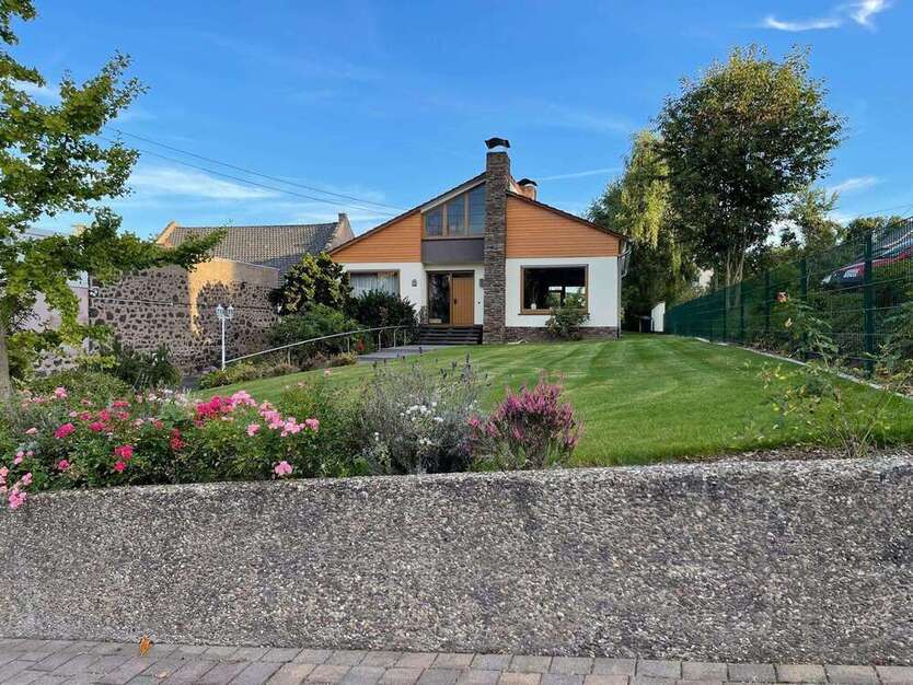 Haus zum Kaufen in Saffig 730.000 € 160 m²