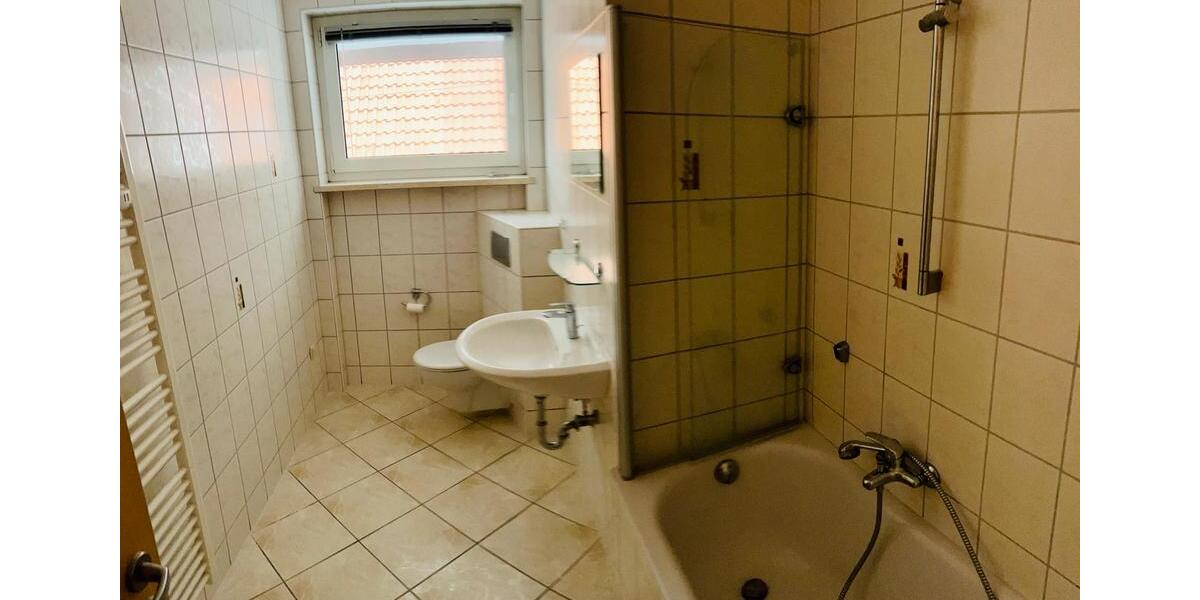 Etagenwohnung Bad Harzburg - 4 Zimmer, 100 m&sup2;, 1.150&euro; | Angebot:26523662