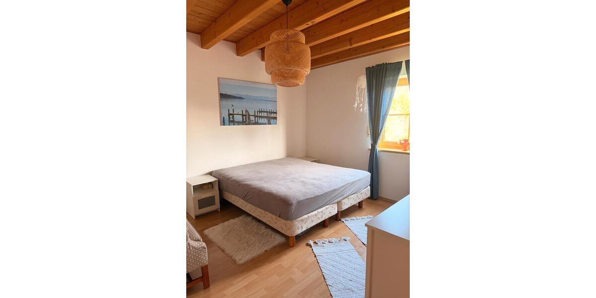 Einfamilienhaus Hohenroth - 8 Zimmer, 190 m&sup2;, 1.450&euro; | Angebot:26320939