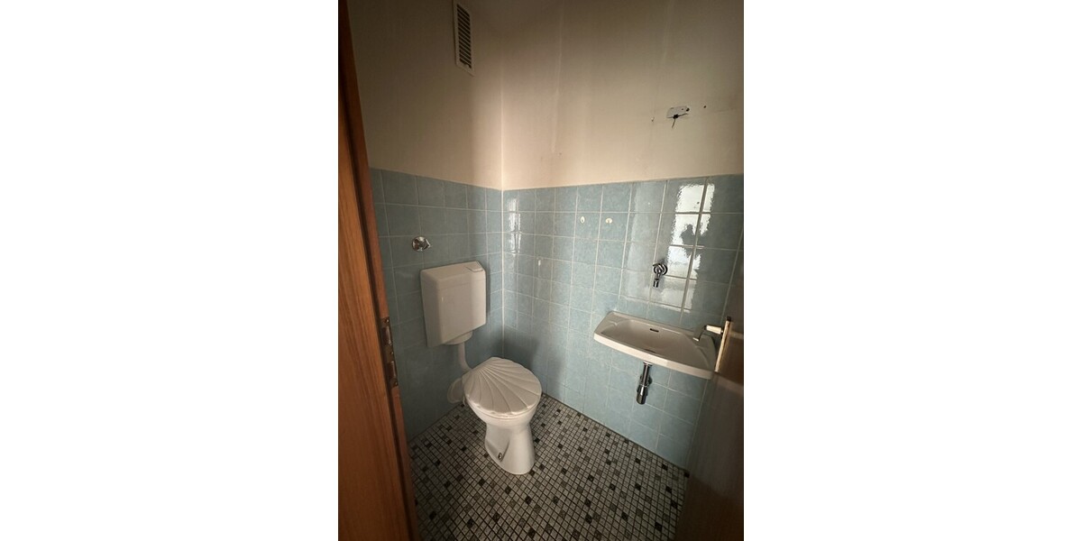 Wohnkomfort mit Perspektive – Großzügige Eigentumswohnung mit Balkon und Aufzug - Erbpachtgrundstück - Etagenwohnung Hemer | Angebot:27146095