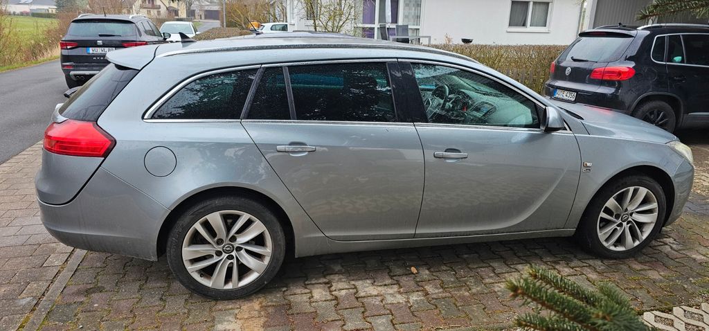 Opel Insignia 204.383 km 7.800 &euro; Giebelstadt 97232