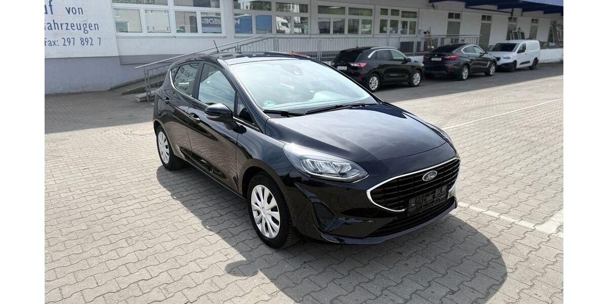 Ford Fiesta 90.500 km 9.990 &euro; Regensburg 93057