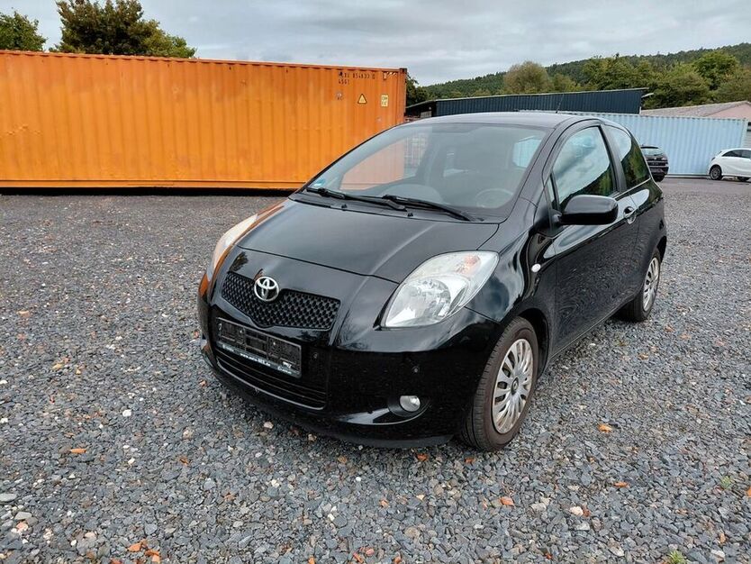 Yaris